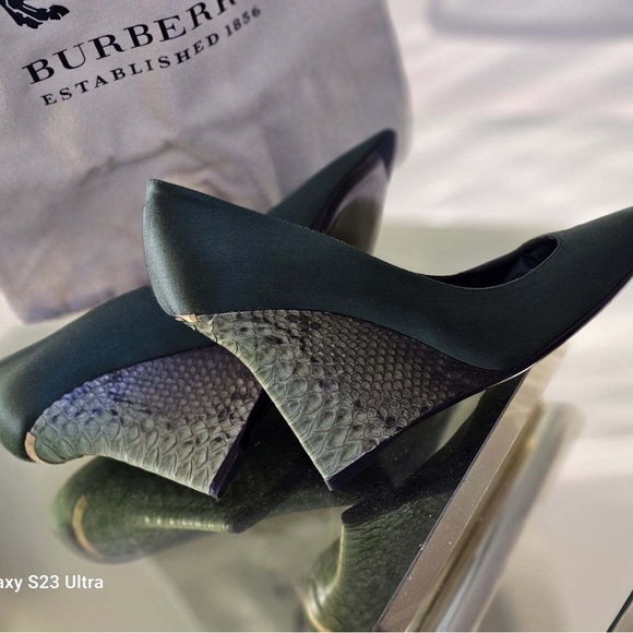 Bᴜʀʙᴇʀʀʏ Olive Pʏᴛʜᴏɴ 🐍 ᴘᴜᴍᴘs sɪᴢᴇ EU42/US12. - Picture 7 of 8